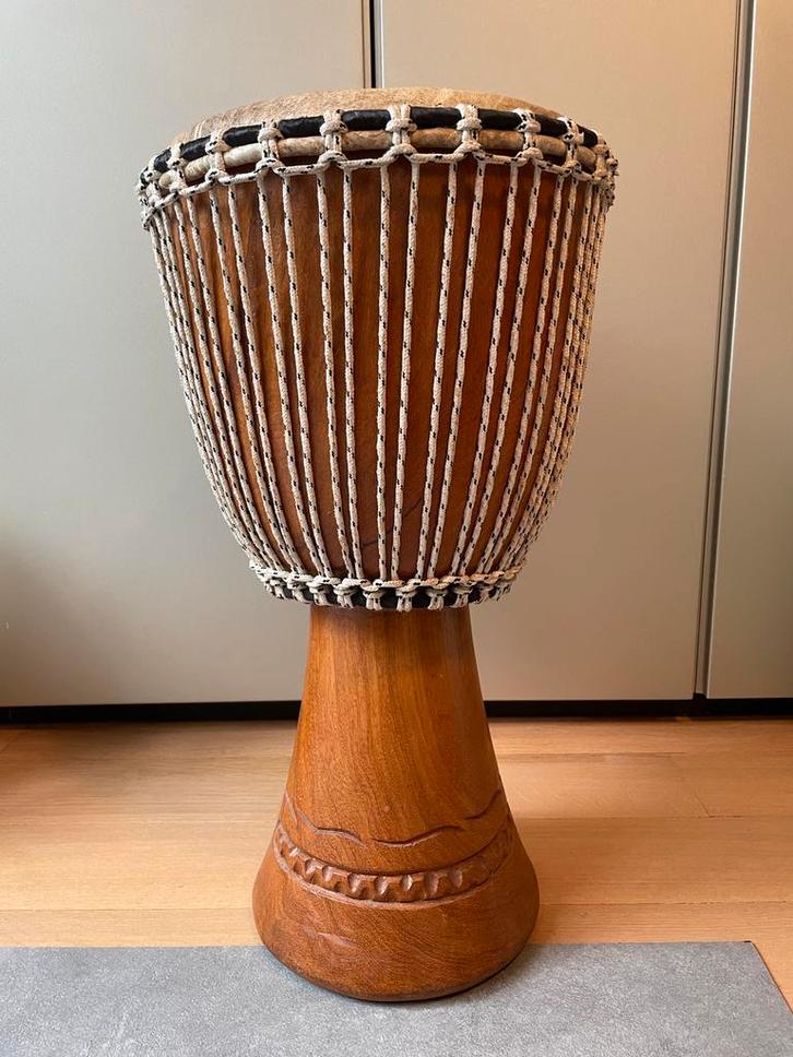Djembe, Muziek en Instrumenten, Percussie, Zo goed als nieuw, Ophalen