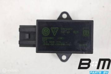 Regelapparaat voor stoelverwarming VW Golf 5 7L0959772