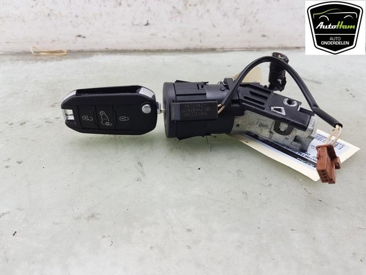 CONTACTSLOT + SLEUTEL Fiat Doblo Cargo (9873257480), Auto-onderdelen, Overige Auto-onderdelen, Fiat, Gebruikt