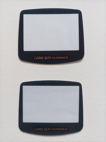 Version en verre et plastique de la Game Boy Advance 