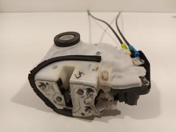 PORTIERVANGER CV ELEKTR. LINKS ACHTER Suzuki Celerio (LF) beschikbaar voor biedingen