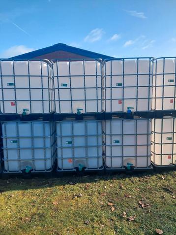 Vaten ibc 1000 liter  beschikbaar voor biedingen