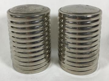 Hotterbeck Vintage tubes kokers voor chirurgisch materiaal beschikbaar voor biedingen
