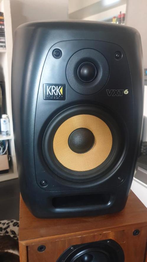 2 × KRK VXT 6 studiomonitors ZO GOED ALS NIEUW!!!, Audio, Tv en Foto, Luidsprekerboxen, Zo goed als nieuw, Front, Rear of Stereo speakers