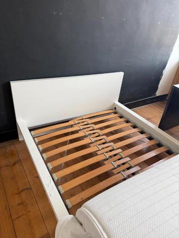 Bed Ikea beschikbaar voor biedingen