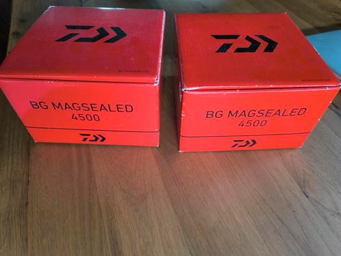 2 nieuwe Daiwa BG 4500 magsealed molens.
Nieuw in doos !!!!, Watersport en Boten, Hengelsport | Zeevissen, Nieuw, Ophalen of Verzenden