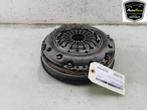 VLIEGWIEL DUBBELE MASSA Opel Astra J GTC (PD2 / PF2), Auto-onderdelen, Gebruikt, Opel