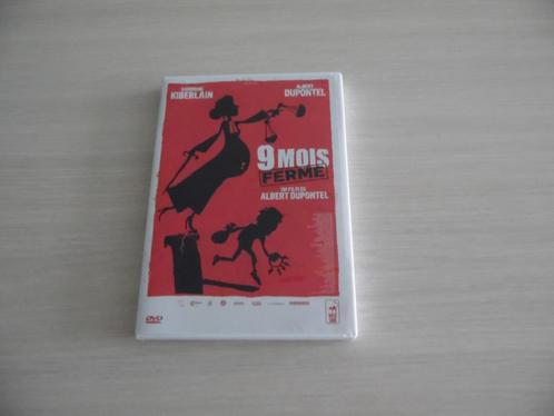 9 MAANDEN GESLOTEN, Cd's en Dvd's, Dvd's | Komedie, Zo goed als nieuw, Overige genres, Alle leeftijden, Verzenden