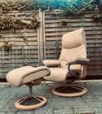 Sublieme Stressless “Wing Signature” & hocker, Ophalen of Verzenden, Leer
