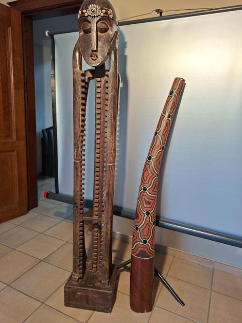 Présentoir CD d'origine du Congo + corne décorative en bois, Antiek en Kunst, Kunst | Niet-Westerse kunst, Ophalen
