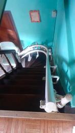 Stannah, monte escalier - charge ,aide au déplacement, Enlèvement, Utilisé, Escalier tournant