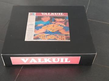 VALKUIL beschikbaar voor biedingen
