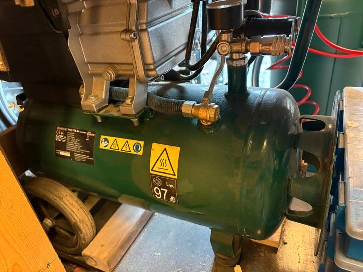 compresseur Parkside 24 litres, Bricolage & Construction, Compresseurs, Comme neuf, 10 bars ou plus, Moins de 25 litres, Mobile