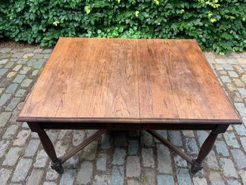 Antieke eiken tafel – einde 19e / begin 20e eeuw – stabiel  beschikbaar voor biedingen