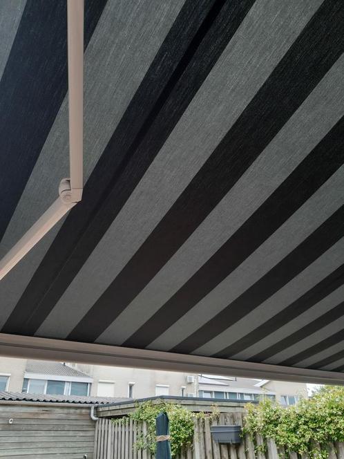 Zonweringdoeken op uw oude zonnetent, Tuin en Terras, Zonneschermen, Uitvalscherm, Elektrisch, Ophalen of Verzenden