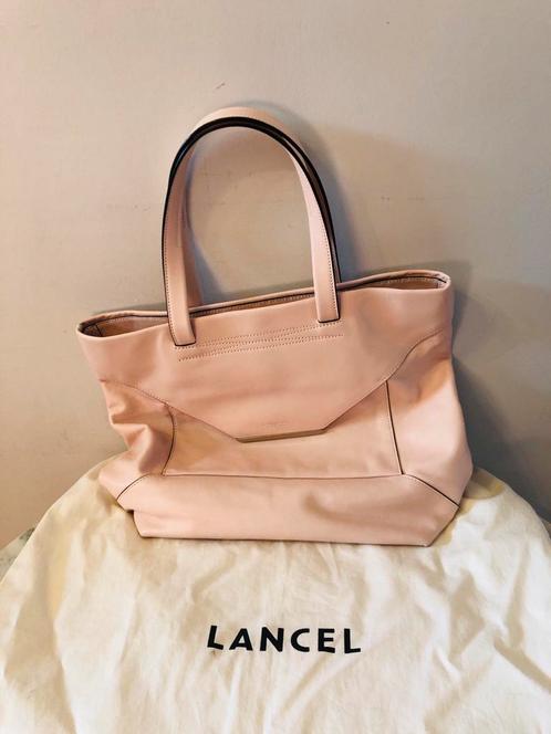 Lancel : sac  "cabas enveloppe ".   NEUF............, Handtassen en Accessoires, Tassen | Schoudertassen, Nieuw, Overige merken