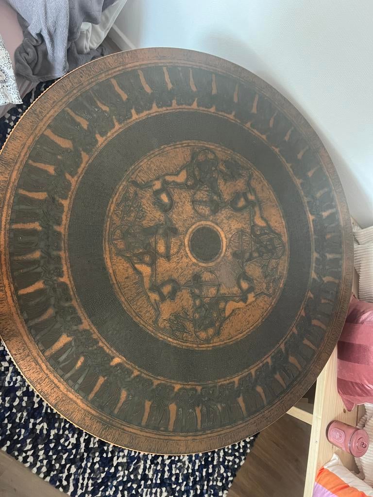 Table vad Trevare, Enlèvement ou Envoi