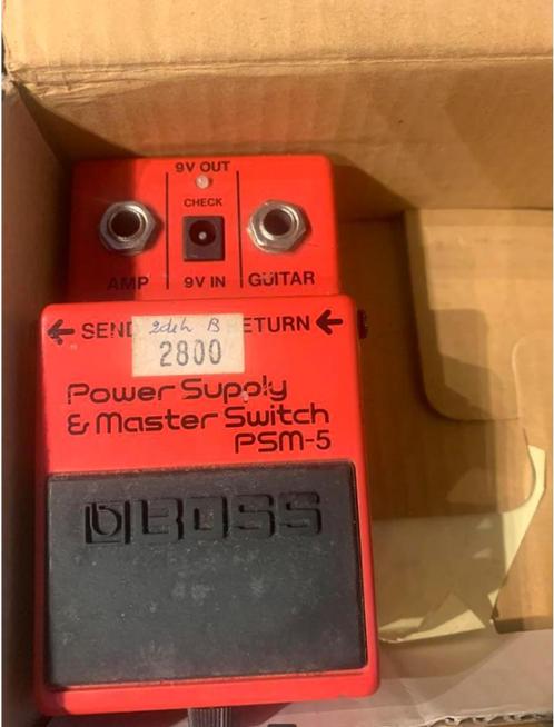 Boss Psm 5 Power Supply & Master Switch, Musique & Instruments, Effets, Utilisé, Enlèvement