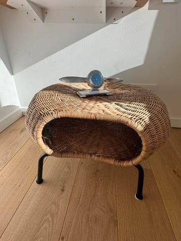 Banc IKEA avec rangement - tissé à la main - parfait état, Osier ou Rotin, Comme neuf, Enlèvement, 50 à 75 cm