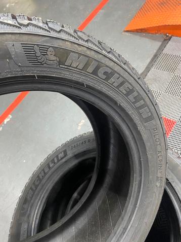 Nieuwe Michelin Pilot Alpin 5 – 245/45R18 100V XL Winterband beschikbaar voor biedingen