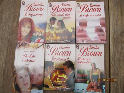 Lot de 9 romans "Amour et Destin" par Sandra  Brown, Livres, Romans, Comme neuf, Enlèvement ou Envoi