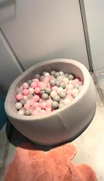 Ballenbad Kiddymoon, Enlèvement, Comme neuf