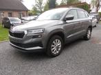 Skoda Karoq TSI Ambition NAVI-CRUISE-CARPLAY-LED-KEYLESS-DAB, Auto's, Gebruikt, Particulier, 3 cilinders, SUV of Terreinwagen