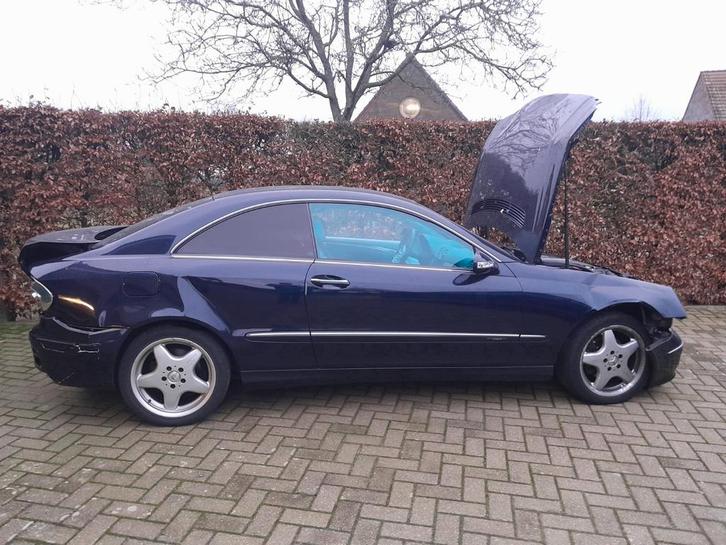 Mercedes clk w209 geheel in onderdelen, Auto-onderdelen, Overige Auto-onderdelen, Mercedes-Benz, Gebruikt, Ophalen