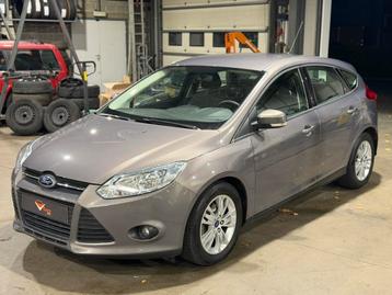 Ford focus benzine 1ste eig. PERFECTE STAAT+ keuring vvk beschikbaar voor biedingen