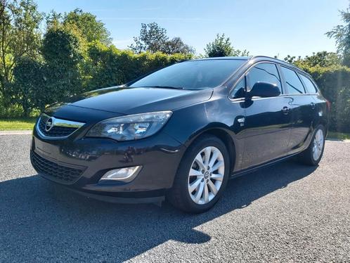 Voiture break : Opel Astra 1.7 cdti Euro 5 d'année 2012, Auto's, Opel, Particulier, Astra, ABS, Airbags, Airconditioning, Bluetooth