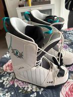 Boots snowboard maat 37, Sport en Fitness, Snowboarden, Ophalen of Verzenden, Zo goed als nieuw