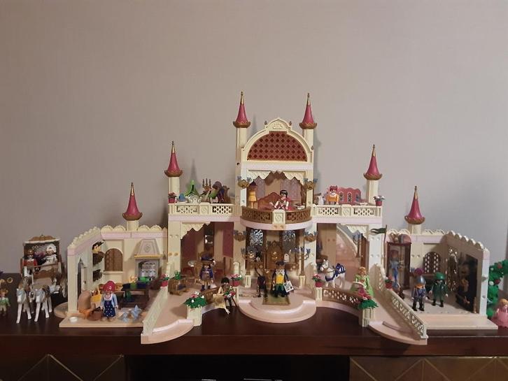 PLaymobil magisch prinsessenkasteel - 9 sets, Kinderen en Baby's, Speelgoed | Playmobil, Zo goed als nieuw, Complete set, Ophalen of Verzenden