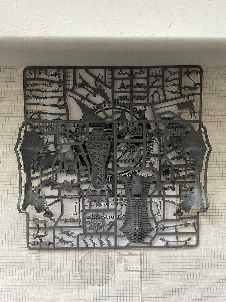 Raider/Saccageur Drukhari/Eldar Noir comme neuf W40K, Hobby & Loisirs créatifs, Wargaming, Comme neuf, Warhammer 40000, Enlèvement ou Envoi