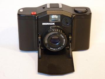 retro Minox 35 EL, minicamera uit 1974 (werking onbekend)