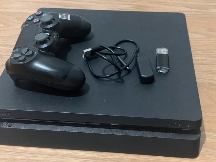 Playstation 4 1TB 11.00v 1dualshock,P4Tool, Games en Spelcomputers, Games | Sony PlayStation 4, Zo goed als nieuw, Avontuur en Actie