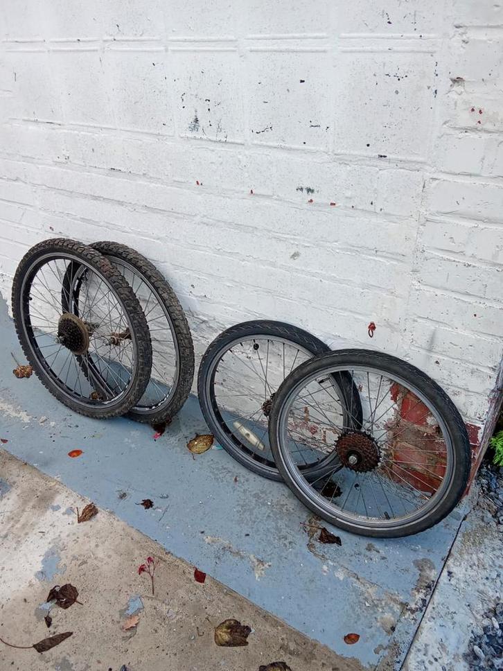 Fietswielen (3€ st) Nexus 5 -(10€), Fietsen en Brommers, Fietsonderdelen, Gebruikt, Ophalen