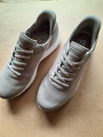 skechers  37 beschikbaar voor biedingen