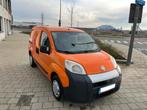 Fiat Fiorino bestelwagen 1.4i Benzine Airco, Autos, Camionnettes & Utilitaires, Achat, Entreprise, Noir, Tissu