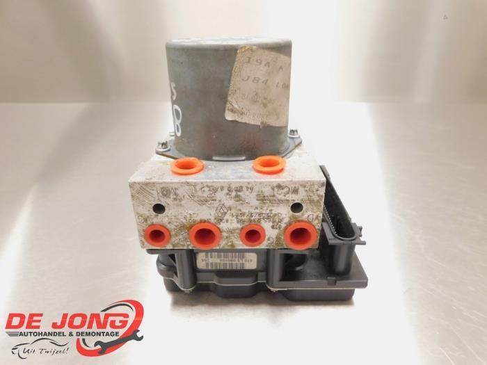 ABS Pomp van een Renault Grand Scenic, Auto-onderdelen, Elektronica en Kabels, Renault, Gebruikt, 3 maanden garantie, Ophalen of Verzenden