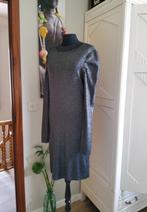 Jurk zilver grijs rekbaar nieuwe collectie, Maat 42/44 (L), Nieuw, Ophalen of Verzenden, Costes