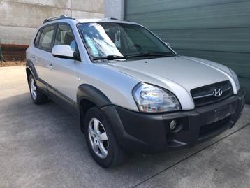 HYUNDAI TUCSON LIGHT CARGO (volant cassé) 2.0 CRDI GLS, Autos, 100 kW, Argent ou Gris, Boîte manuelle, Noir