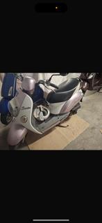 Scooter A klasse te koop, Fietsen en Brommers, Scooters | Vespa, Ophalen, Gebruikt, Overige modellen, Klasse A (25 km/u)