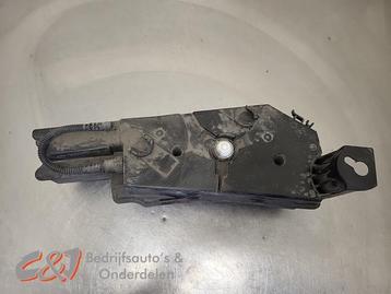 Additatief tank van een Opel Combo beschikbaar voor biedingen