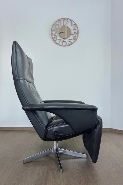 Design Fauteuil van JORI, Huis en Inrichting, Fauteuils, Zo goed als nieuw, Leer, Ophalen
