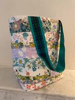Quilt draagtas met heel mooie Floriale stof! draaglint zijde, Handtassen en Accessoires, Tassen | Damestassen, Nieuw, Handtas