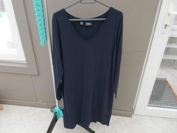 jurken beschikbaar voor biedingen