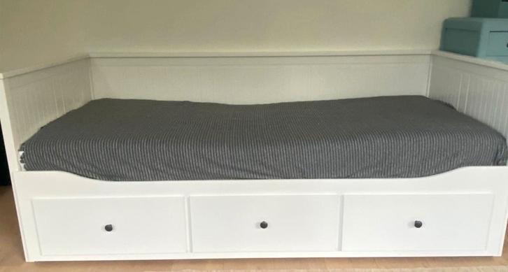 Hemnes Bedbank Ikea, Huis en Inrichting, Slaapkamer | Slaapbanken, Zo goed als nieuw, Wit, Ophalen