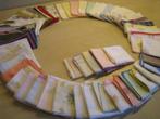 60 vintage dameszakdoeken uit jaren 30, 40, 50, 60 en 70 !!, Handtassen en Accessoires, Overige Accessoires, Ophalen of Verzenden