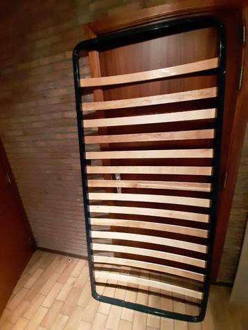 Boxspring met latten - 1 persoon beschikbaar voor biedingen