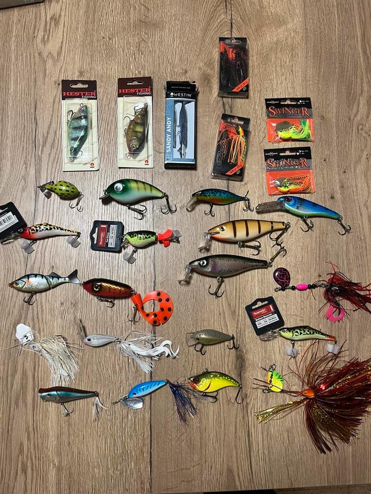 Set kunstaas, Watersport en Boten, Hengelsport | Roofvissen, Zo goed als nieuw, Haak, Ophalen of Verzenden